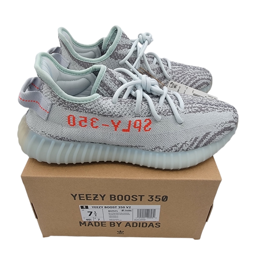 adidas Yeezy Boost 350 V2Blue Tint Size 7.5